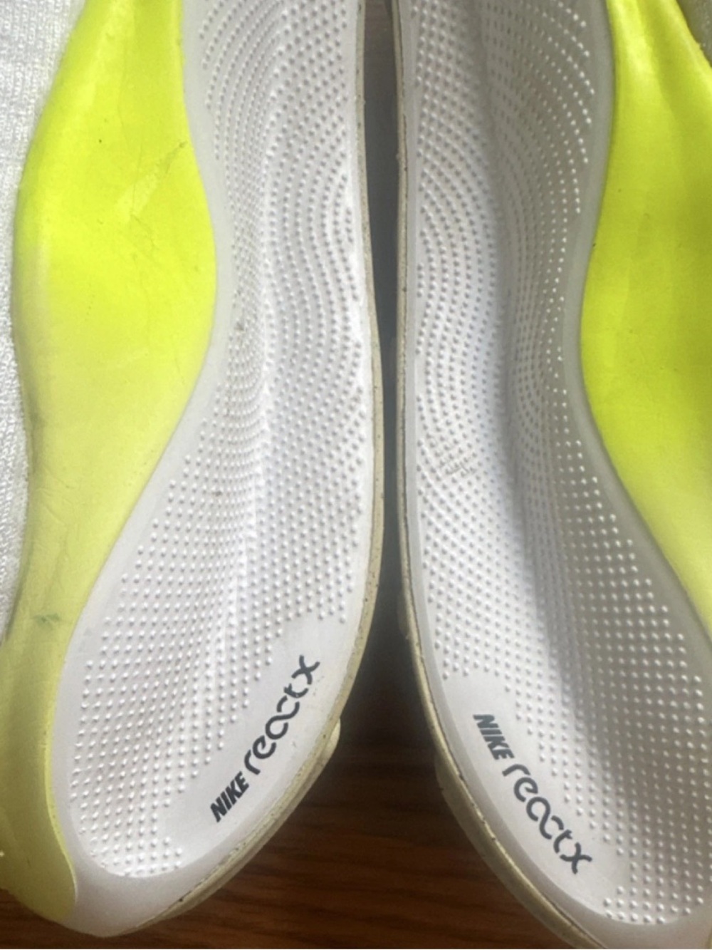 Nike ReactX Infinity Run 4 Men’s 8 Sneaker White Light Lemon Twist - Picture 9 of 12